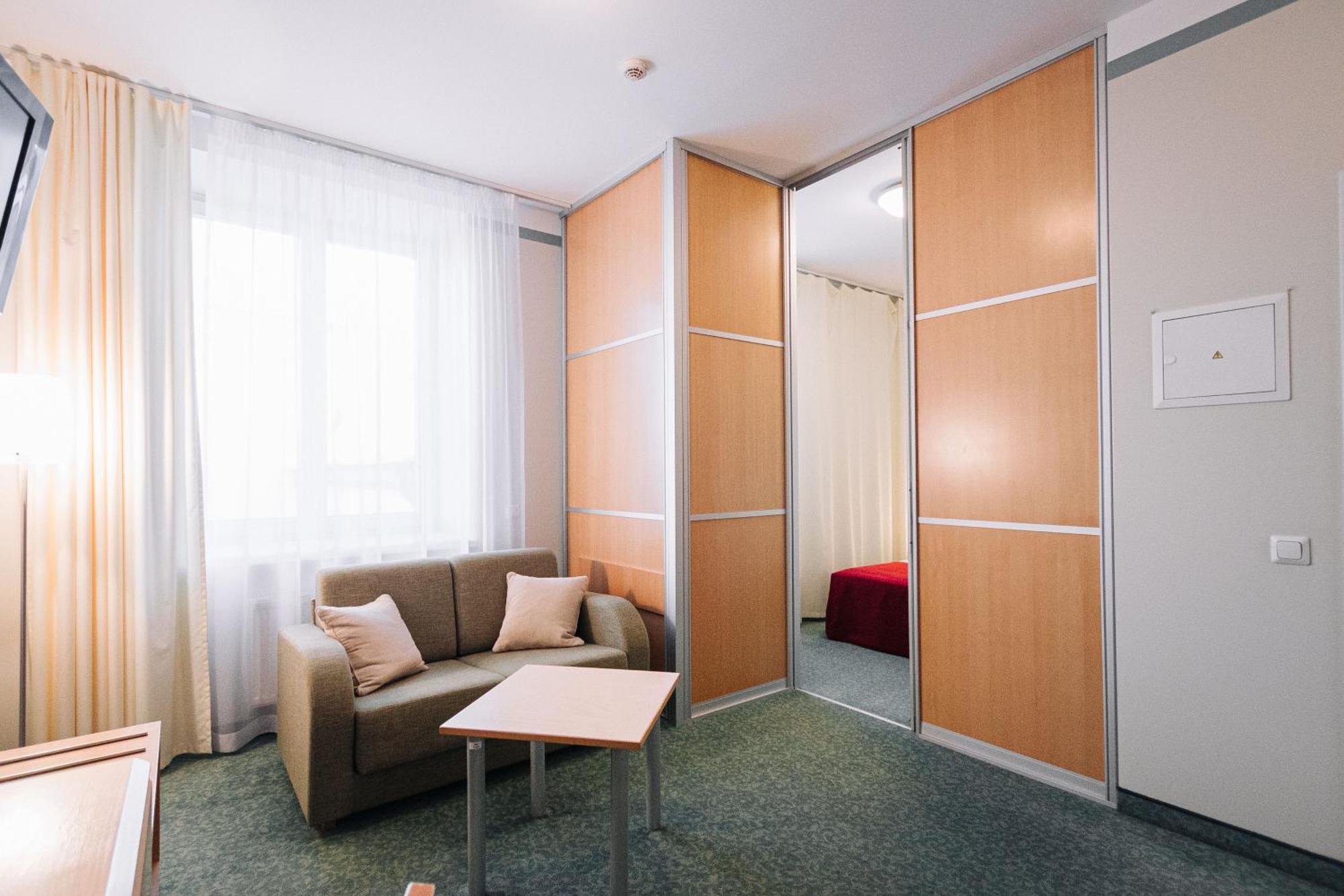 Rixwell Viru Square Hotel Tallin Exterior foto