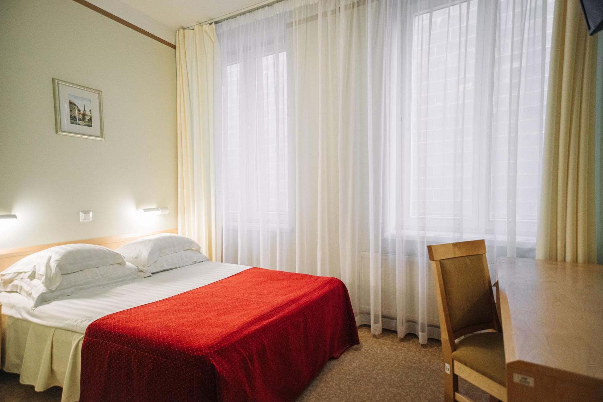 Rixwell Viru Square Hotel Tallin Exterior foto